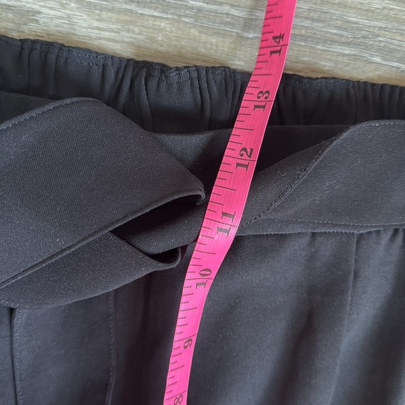 Lululemon Noir Pant *Woven Black 8 - Picture 8 of 14